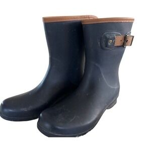 Chooka Women's Black Rubber Rain Boots Mid Calf Buckle Detail Size 8‎